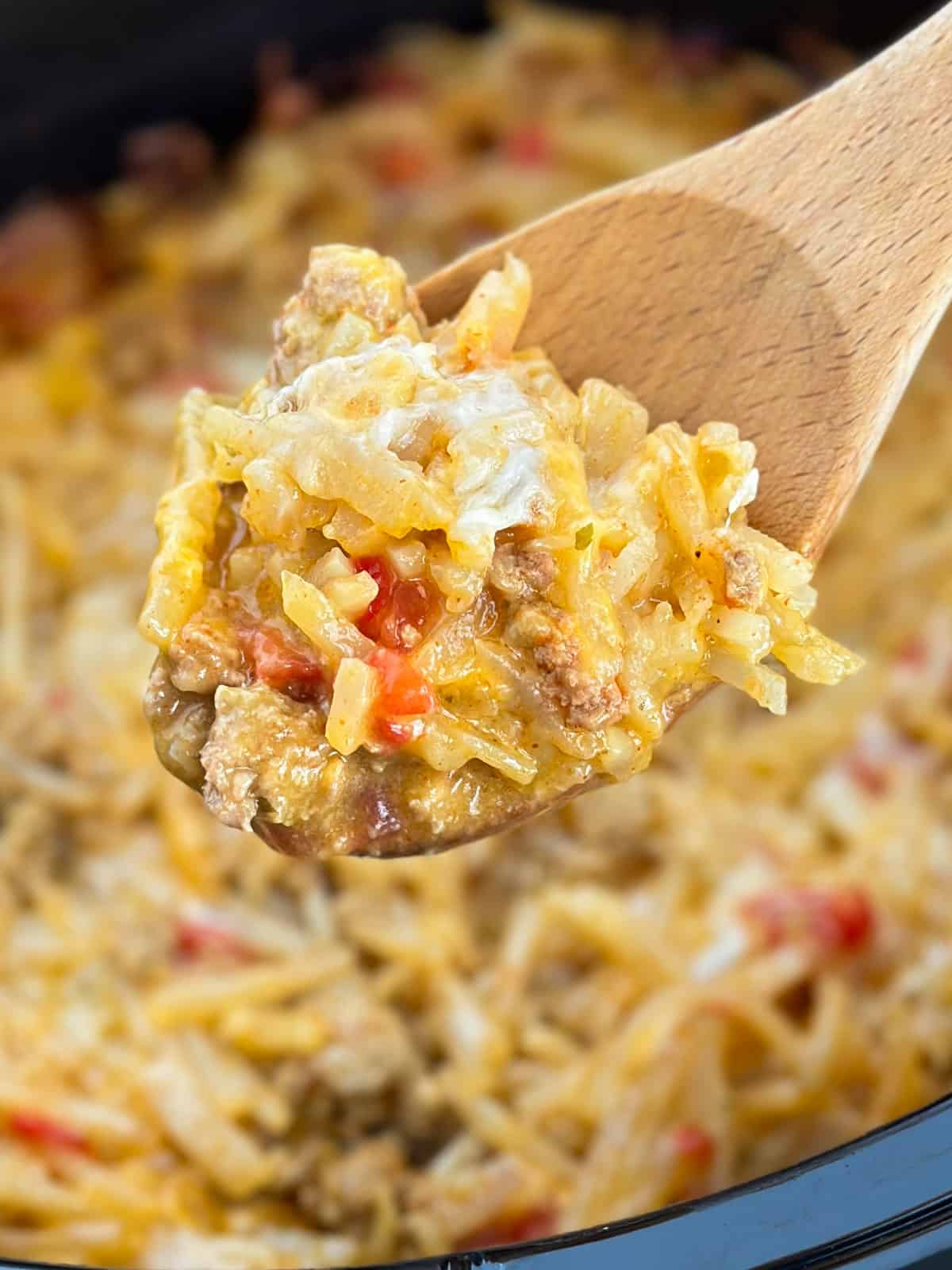 Cheesy Hash Brown Taco Dinner in the Crock-Pot： A Comfort Food Favorite