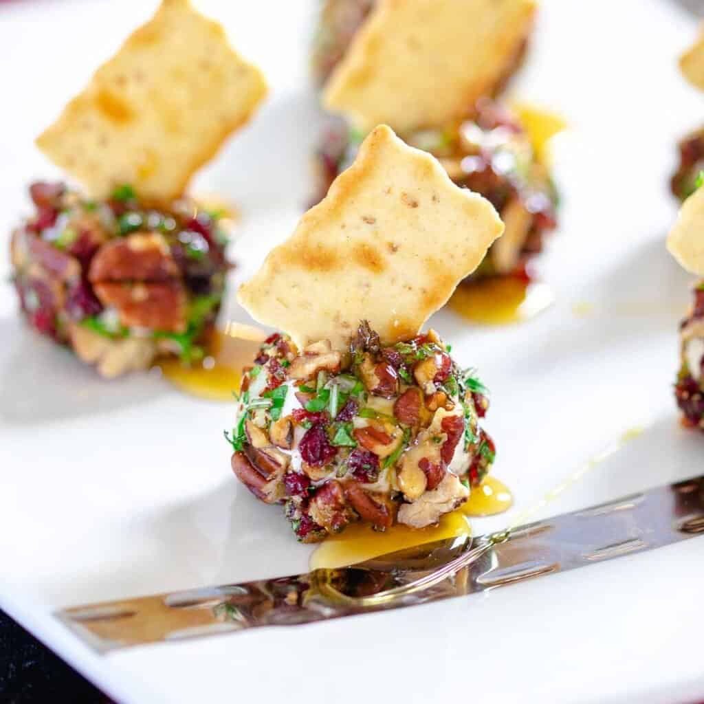 Catering Appetizers That Wow： Irresistible Bites for Every Occasion