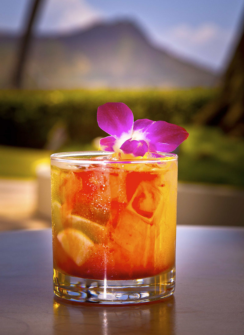 Discover the Best Hawaiian Drinks: From Mai Tai to Tropical Refreshments