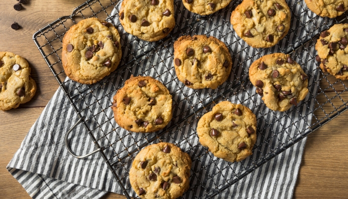 Ultimate Guide to Baking Cookies on a Sheet: Tips for Soft & Chewy Results