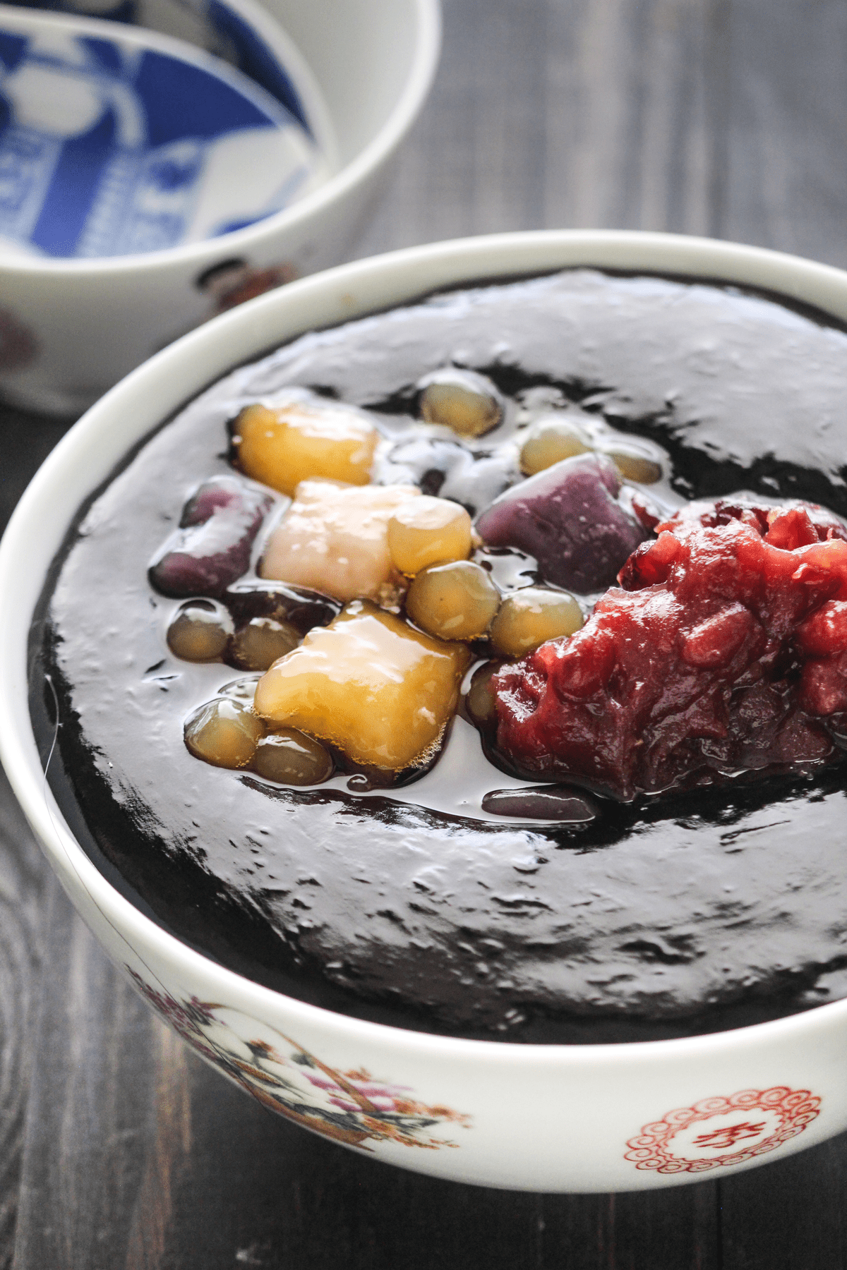 Make Grass Jelly Dessert at Home: Simple Steps & Toppings