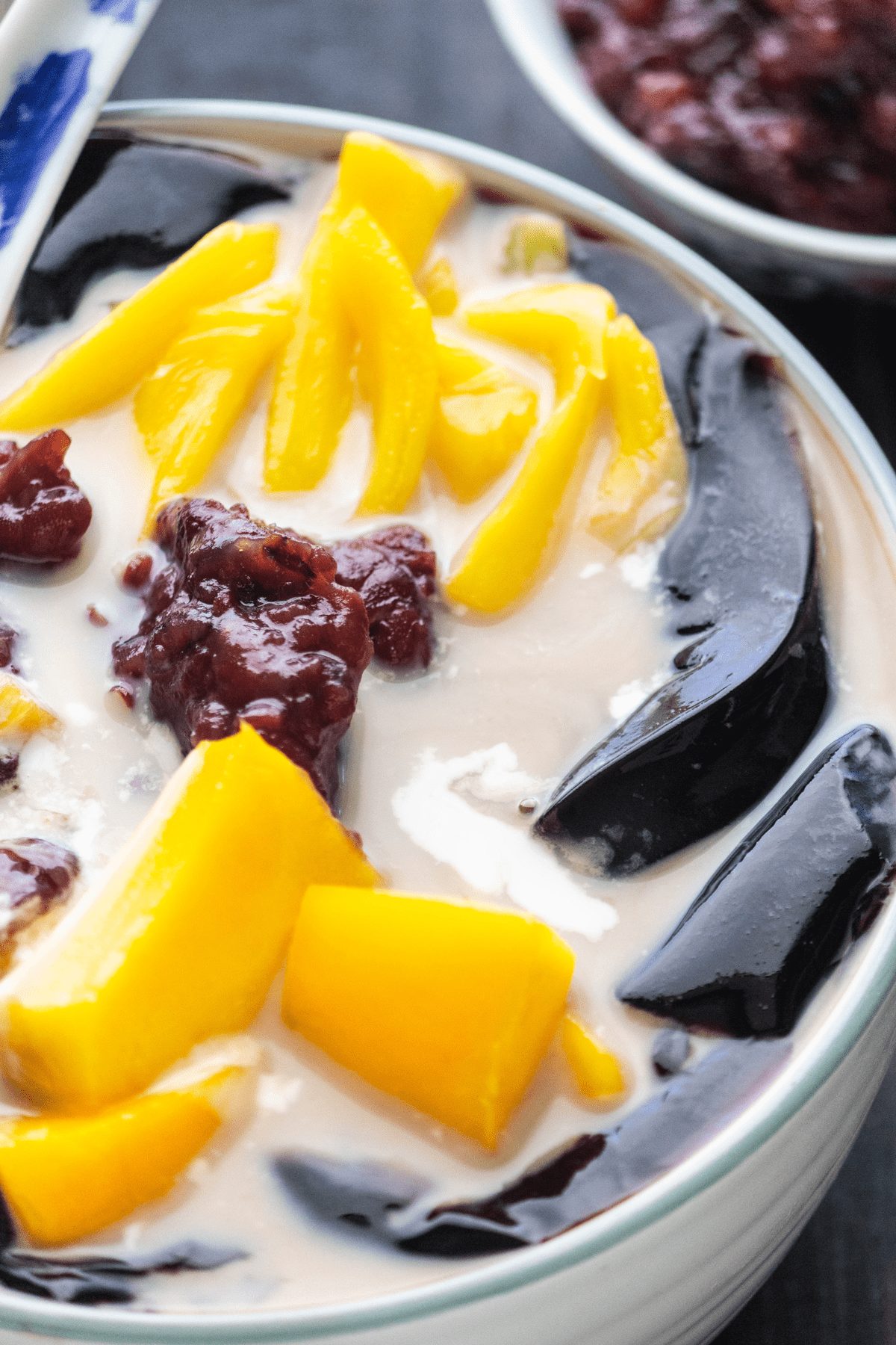 Make Grass Jelly Dessert at Home: Simple Steps & Toppings