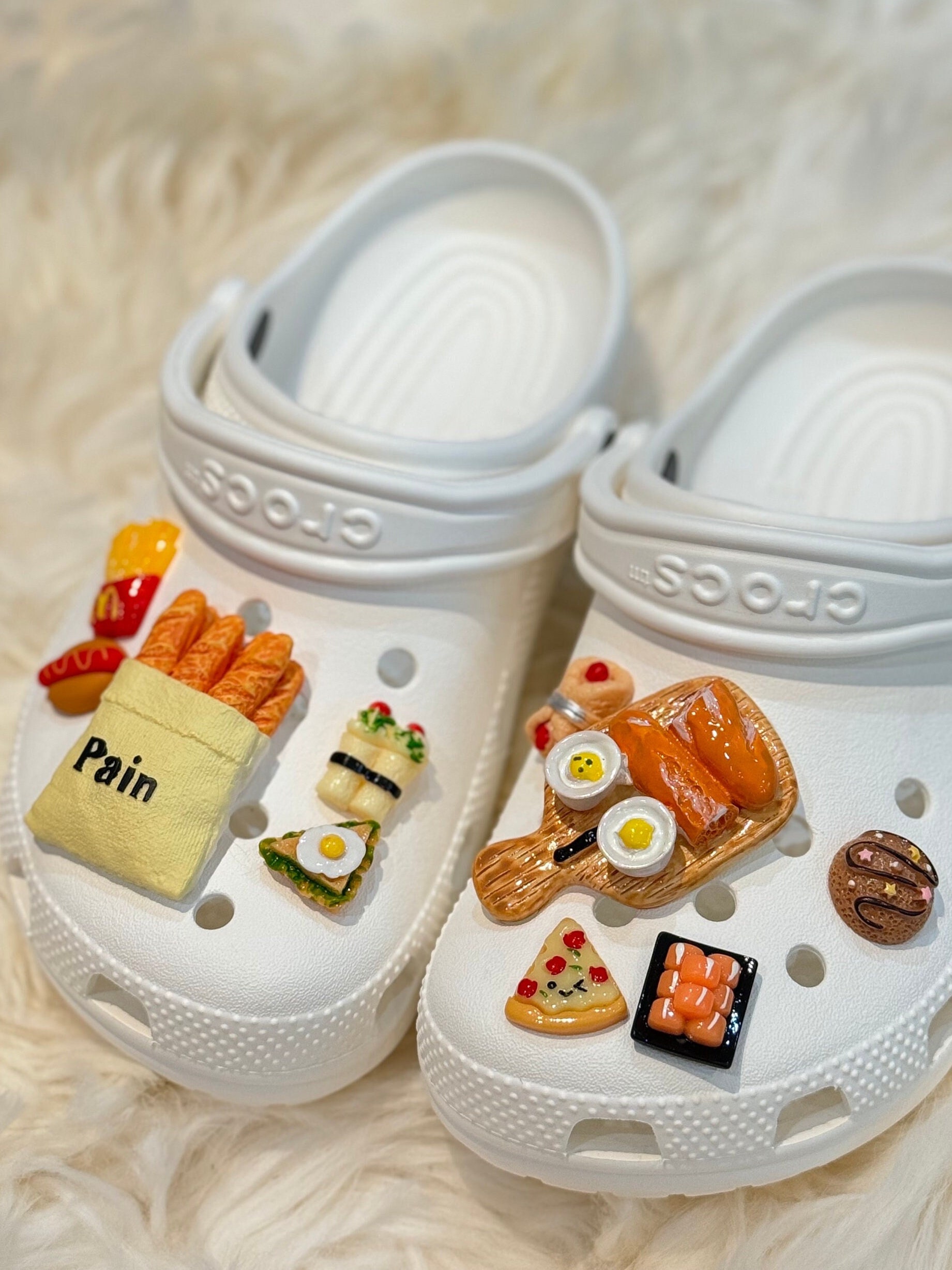 Crocs Romania Cookies: Stylish Comfort and Innovative Designs