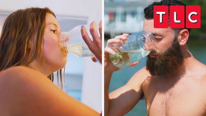 De Mer Drinking Piss: What Is It and Why Is It Trending?