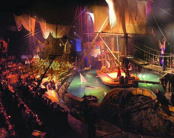 Pirates Dinner Show Orlando: A must-see in Orlando! (How to get the best deals on tickets)