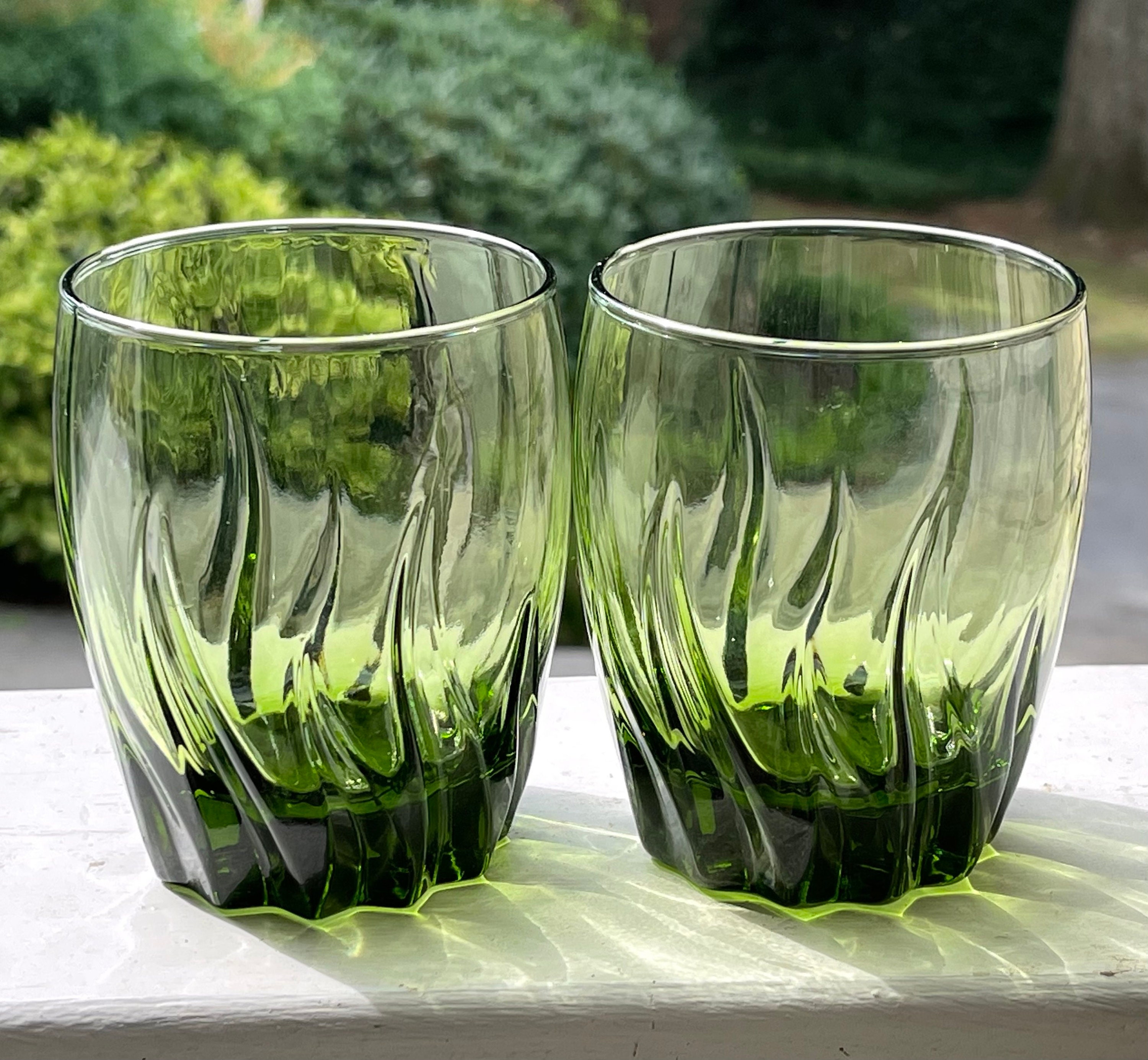 Green Curvy Drinking Glasses: Are They Worth It? Read This Before You Buy Some