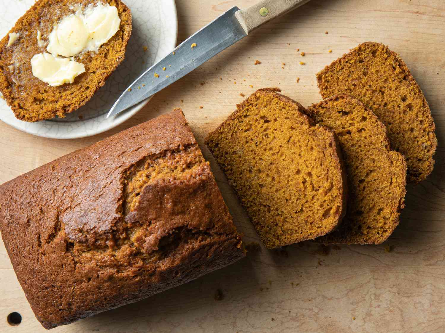 Downeast Maine Pumpkin Bread: A Taste of Autumn Youll Love