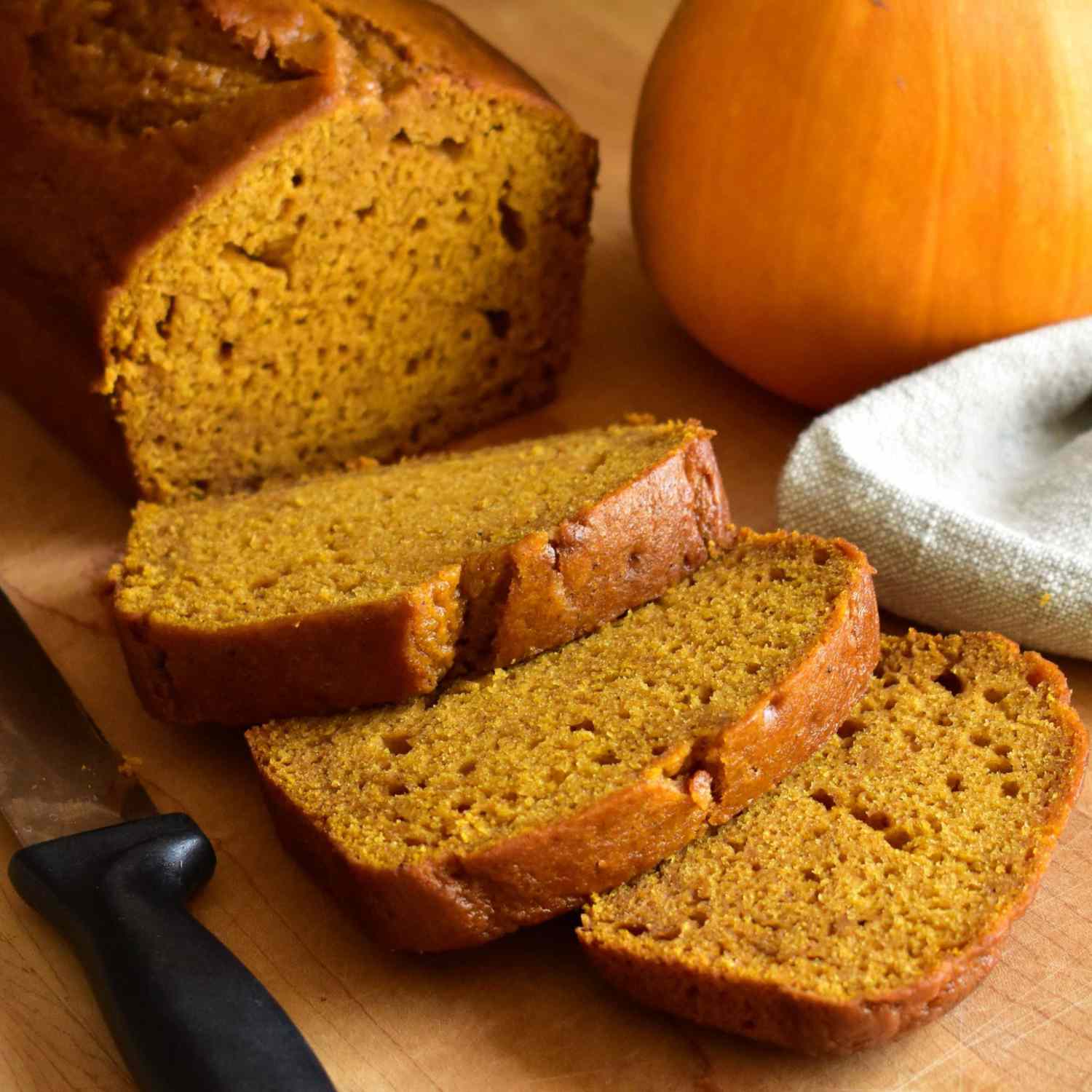 Downeast Maine Pumpkin Bread: A Taste of Autumn Youll Love