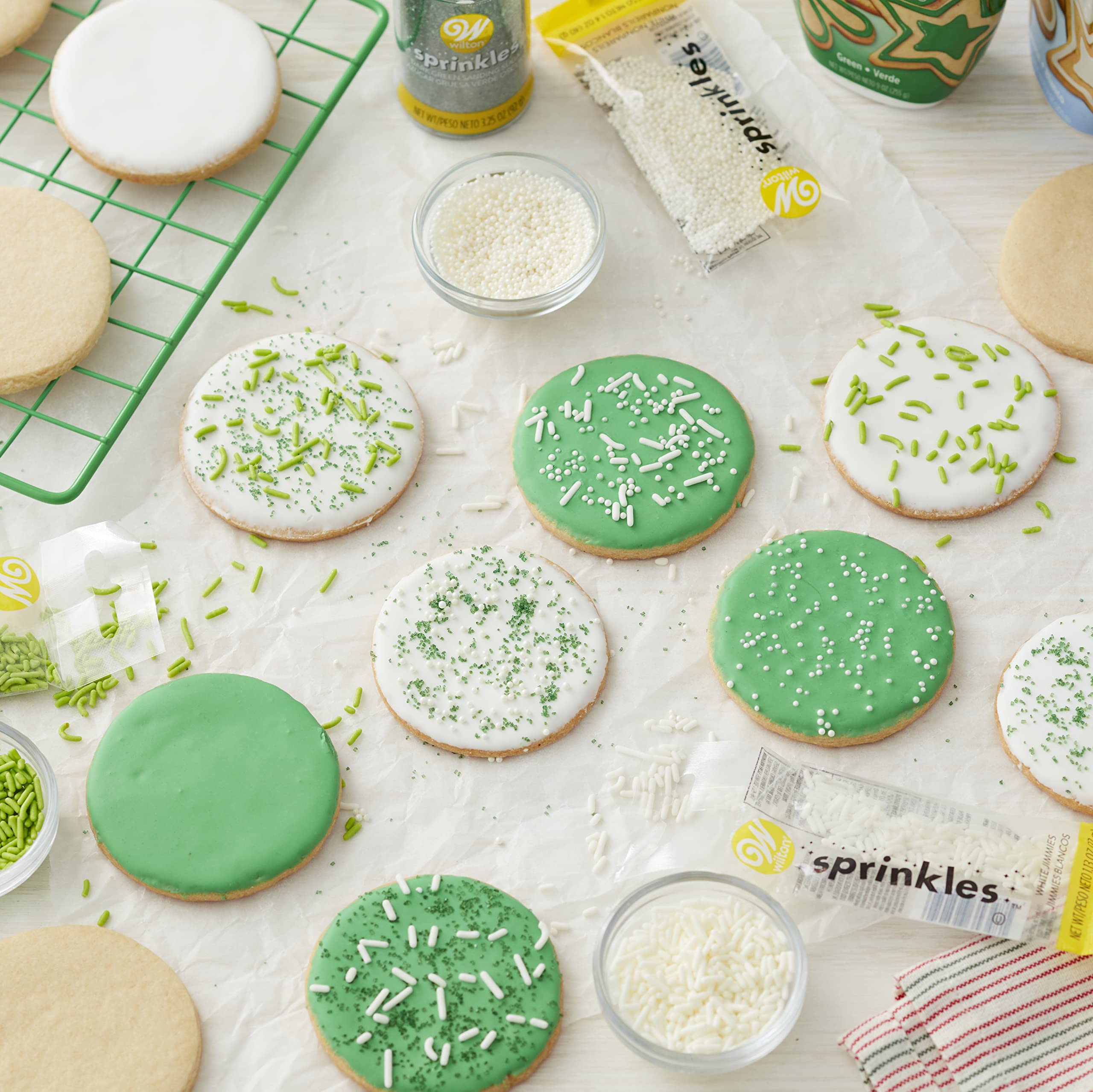 Best Price for Wilton 9 oz Green Quick-Setting Cookie Icing: Decorate Cookies Like a Pro