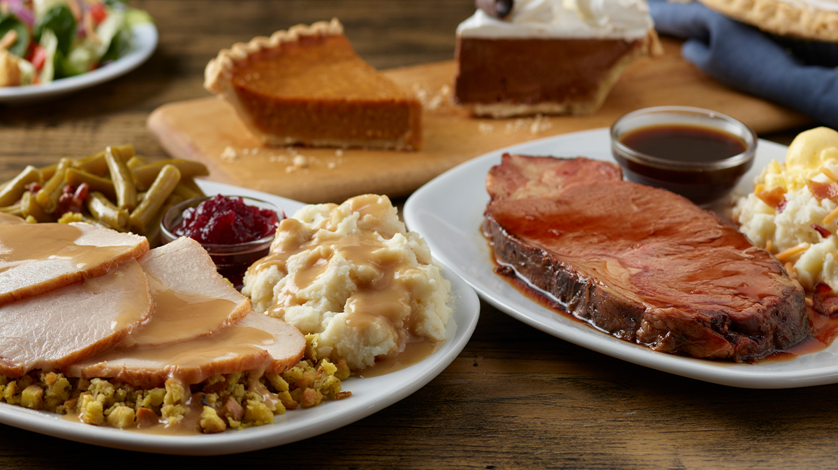 Is Perkins Open on Thanksgiving? (Plus Everything About Their Special Thanksgiving Dinner)