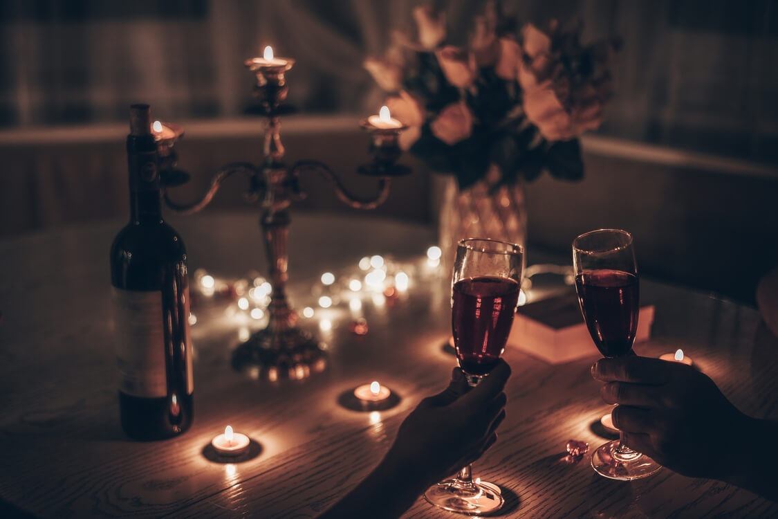 Dinner Candles: Set the Mood for a Romantic Night