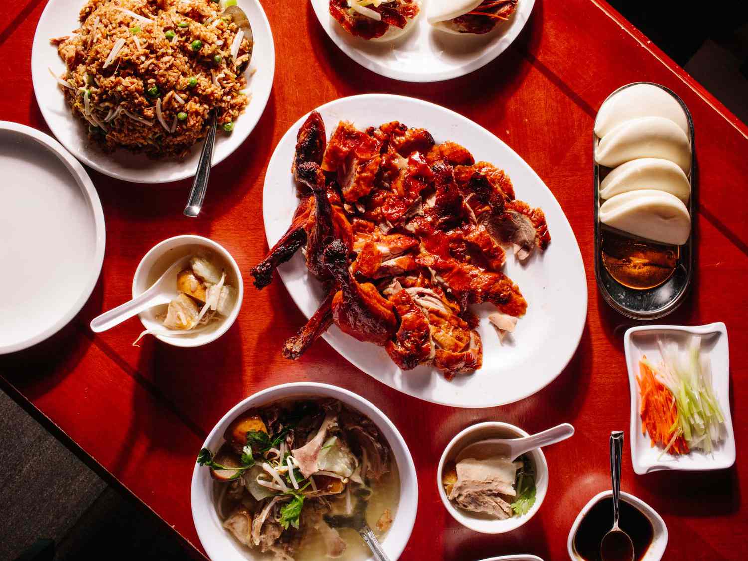 Chicago Dinner Clubs: A Guide to the Citys Best Eats