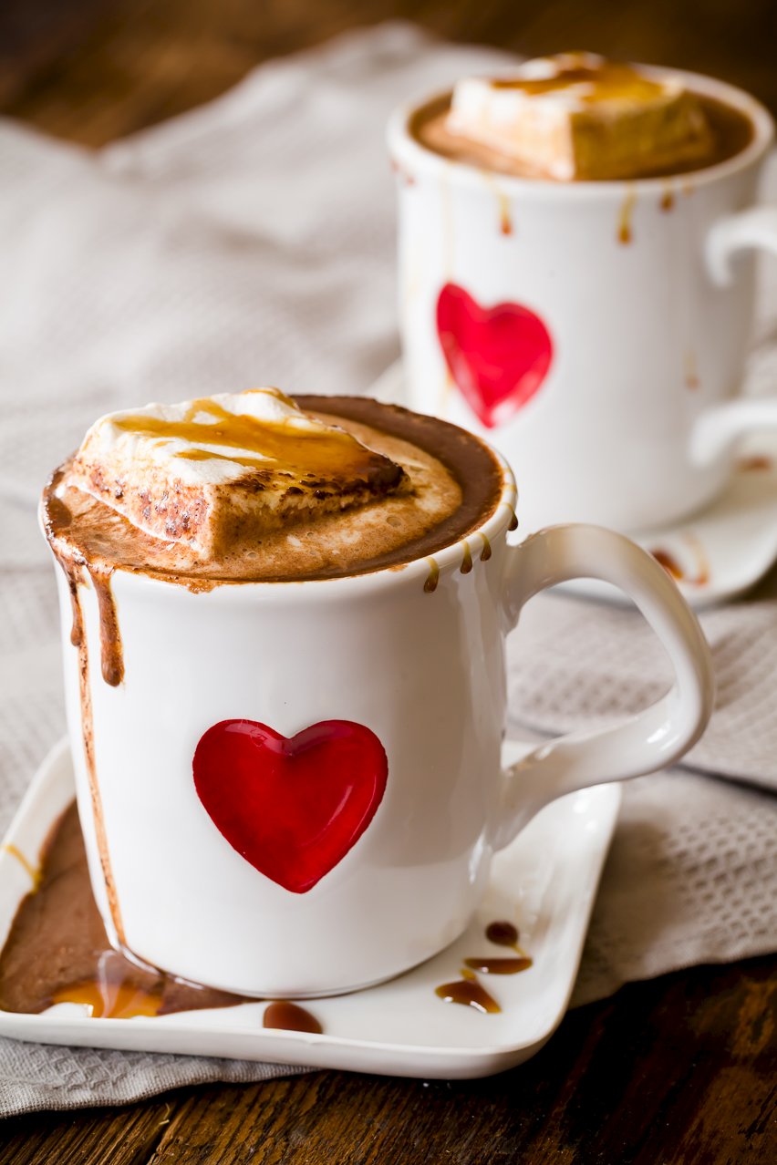 Awesome Hot Chocolate Drinking Mugs: Make Your Drink Extra Special!