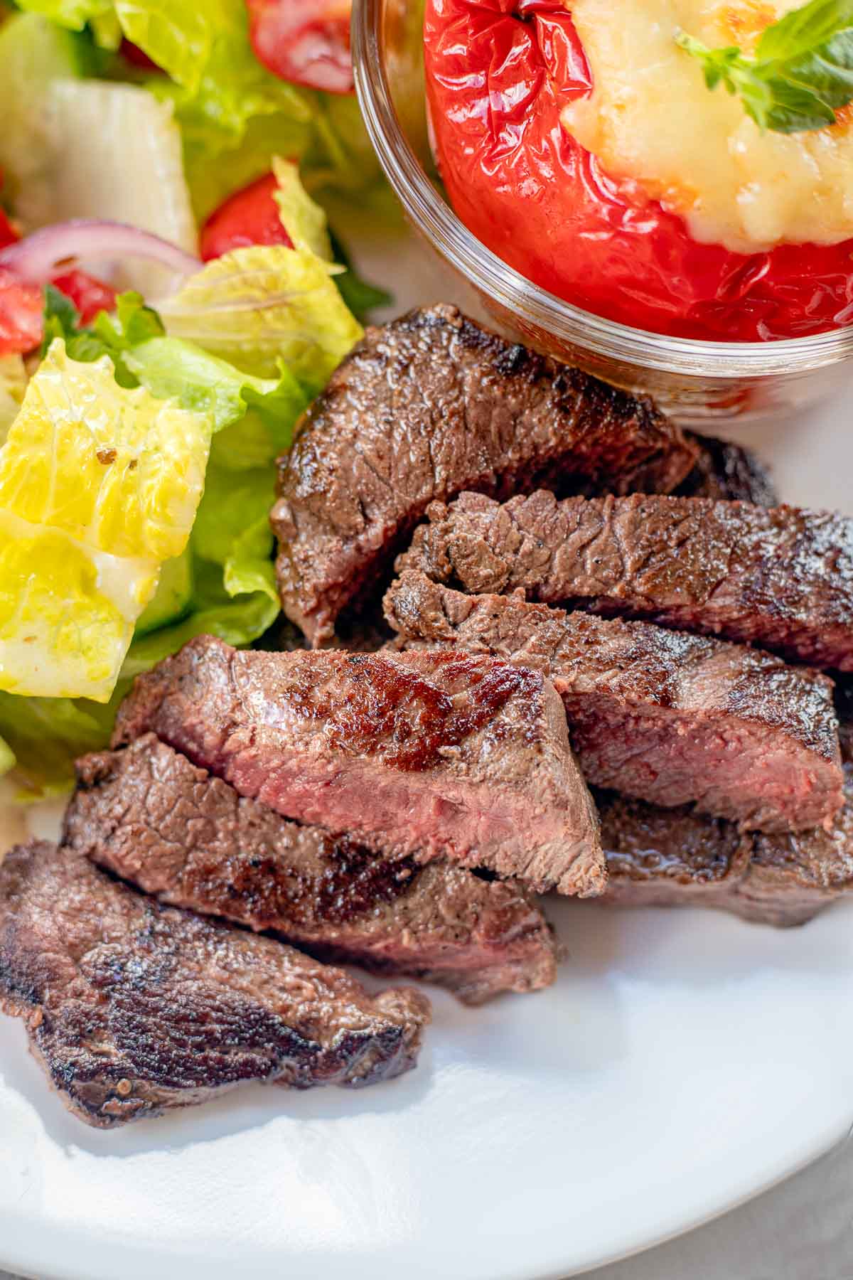 Tasty Elk Backstrap Recipes: Simple and Delicious Meals!