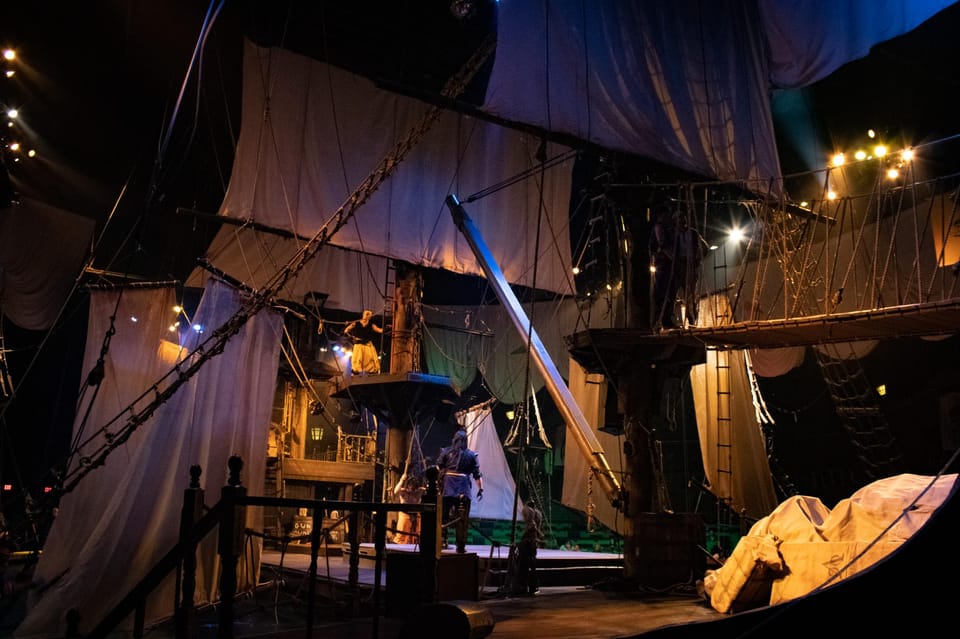 Pirates Dinner Show Orlando: A must-see in Orlando! (How to get the best deals on tickets)