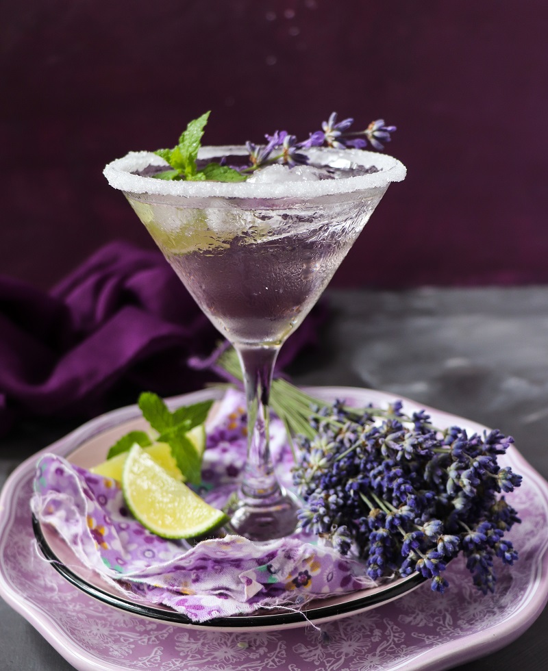 What are drinks with lavender syrup? Here are some easy recipes you can make at home!