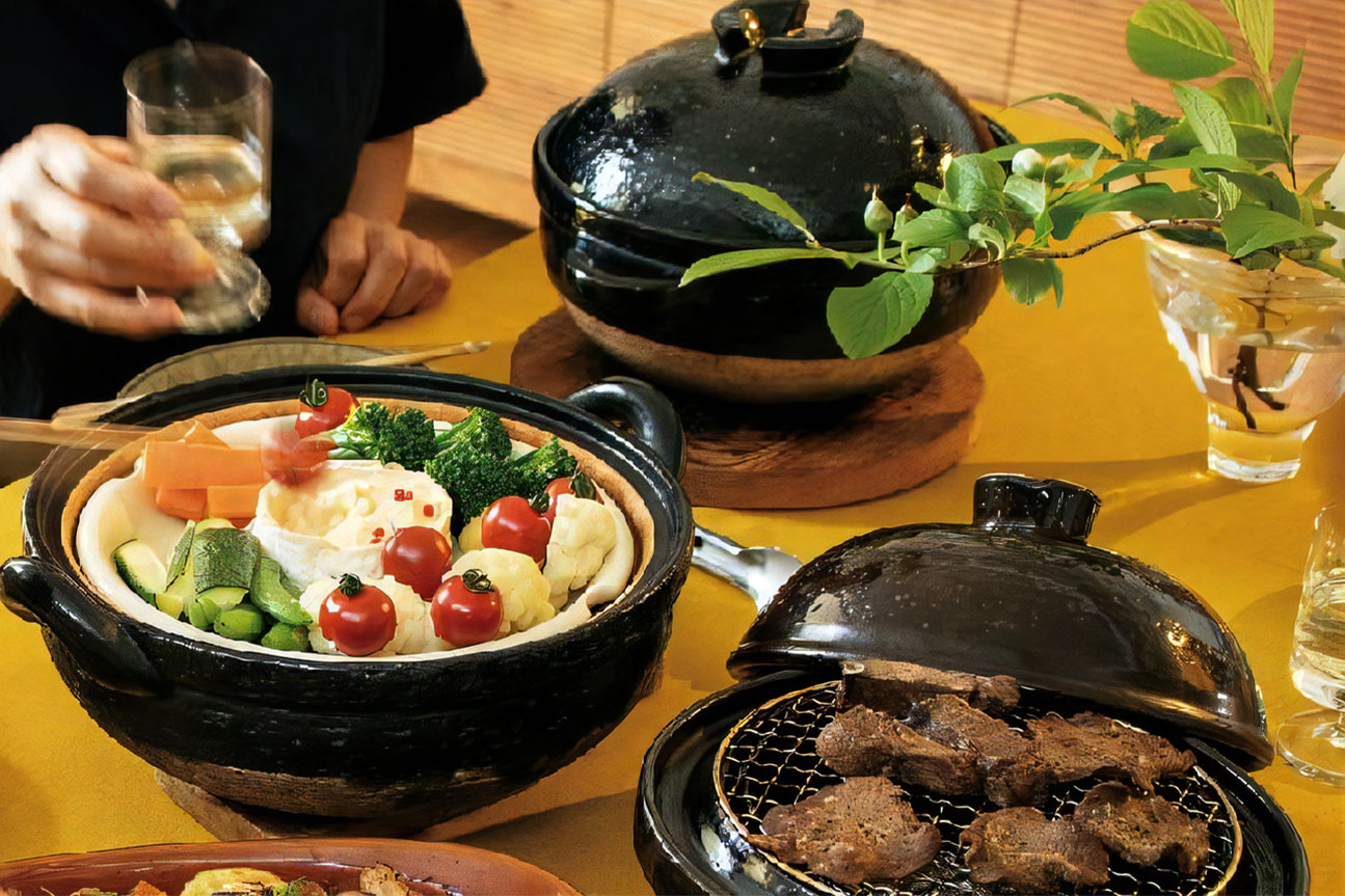 Top Donabe Recipes: Must-Try Dishes for Clay Pot Cooking Enthusiasts