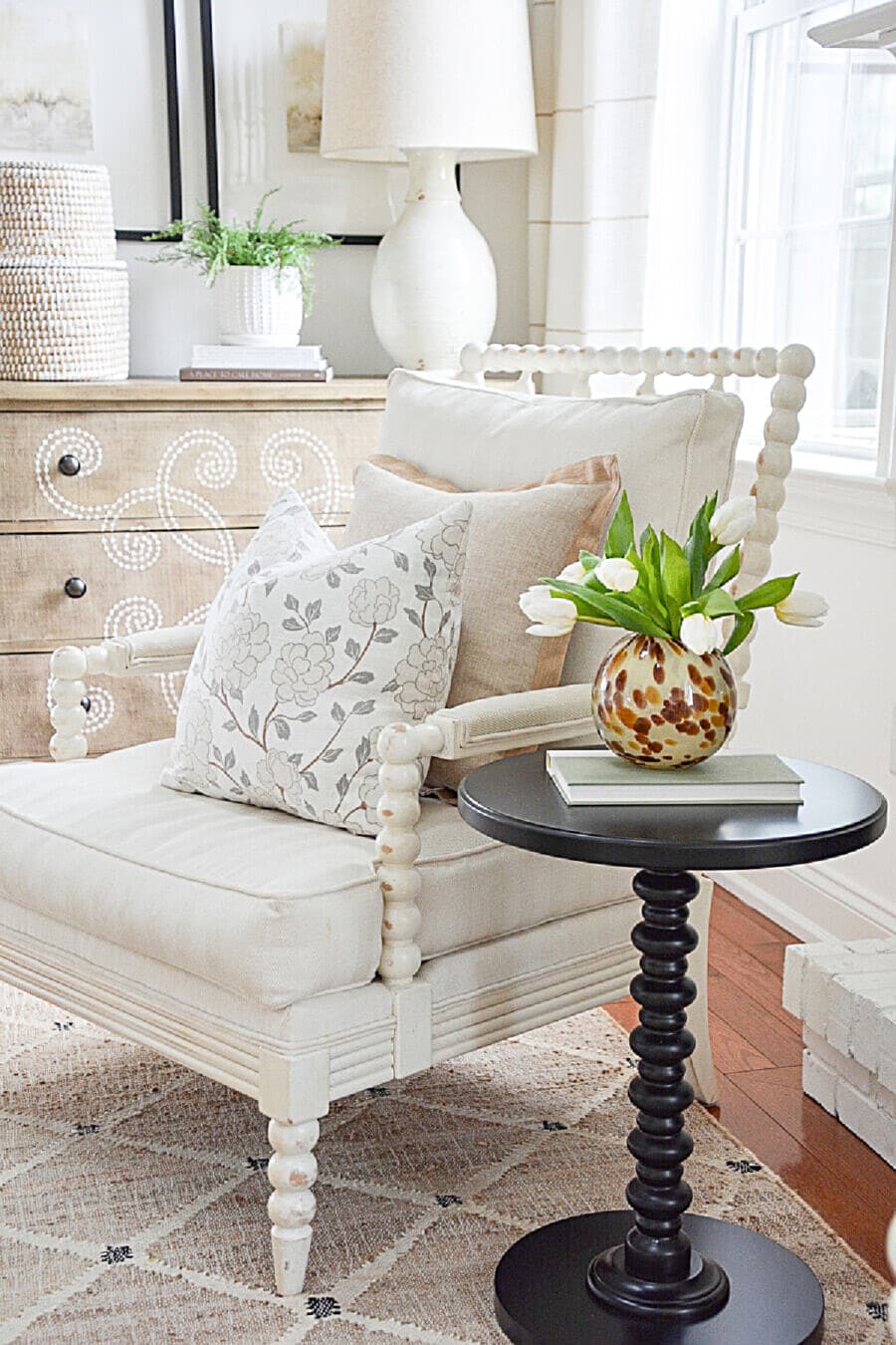 Drinks Table Ideas for Small Spaces: Maximize Your Room in Style