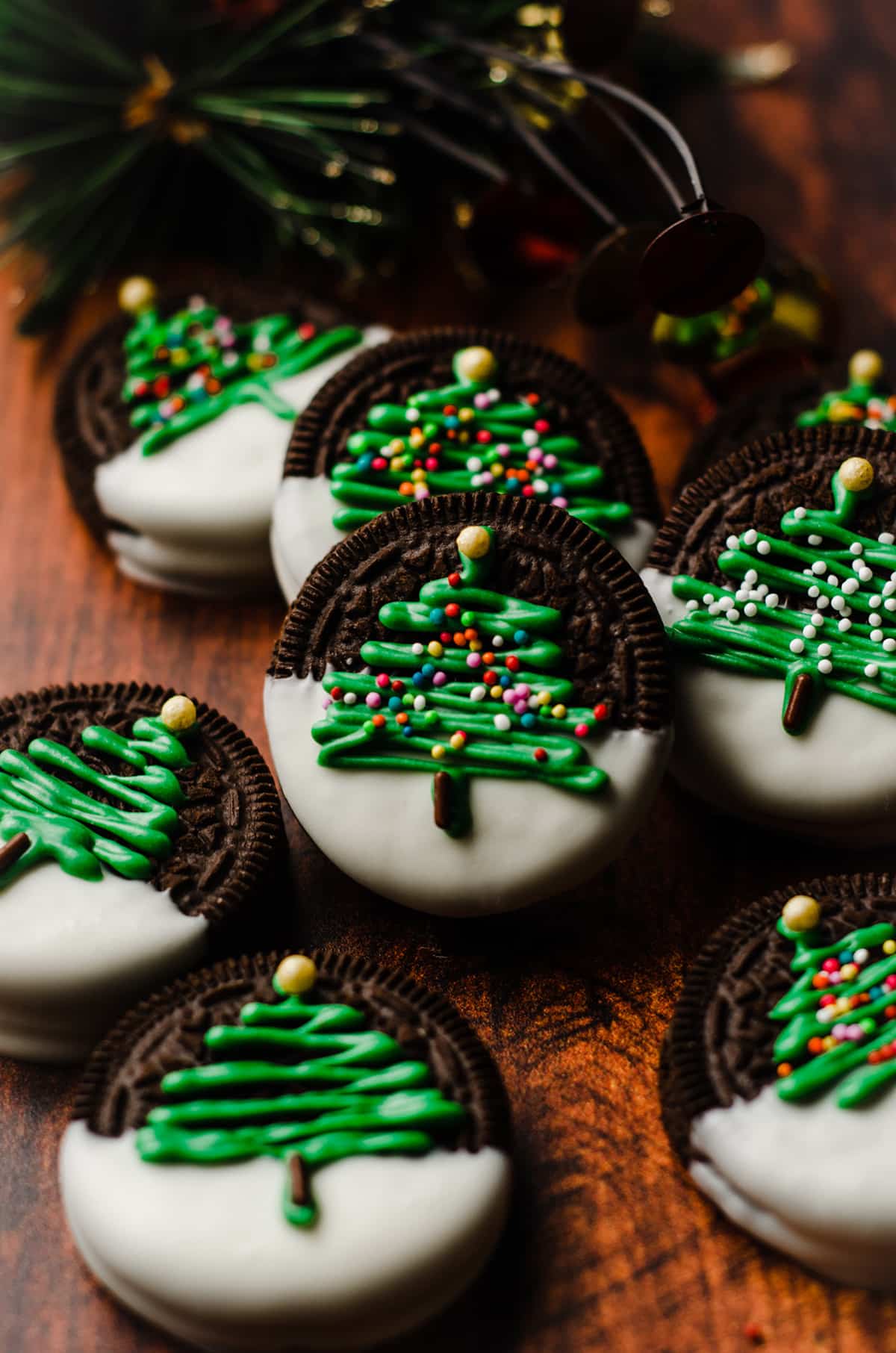 Custom Dipped Oreo Cookie Recipe: Make Your Own Delicious Treats!