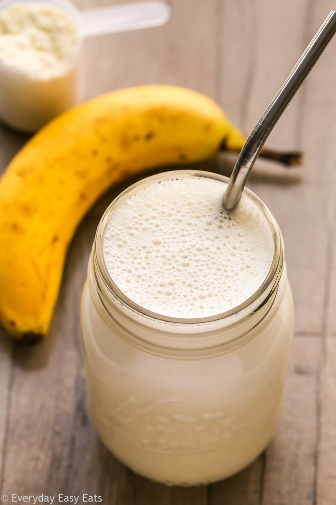 How to make a raw protein drink? Check out these easy and delicious recipes!