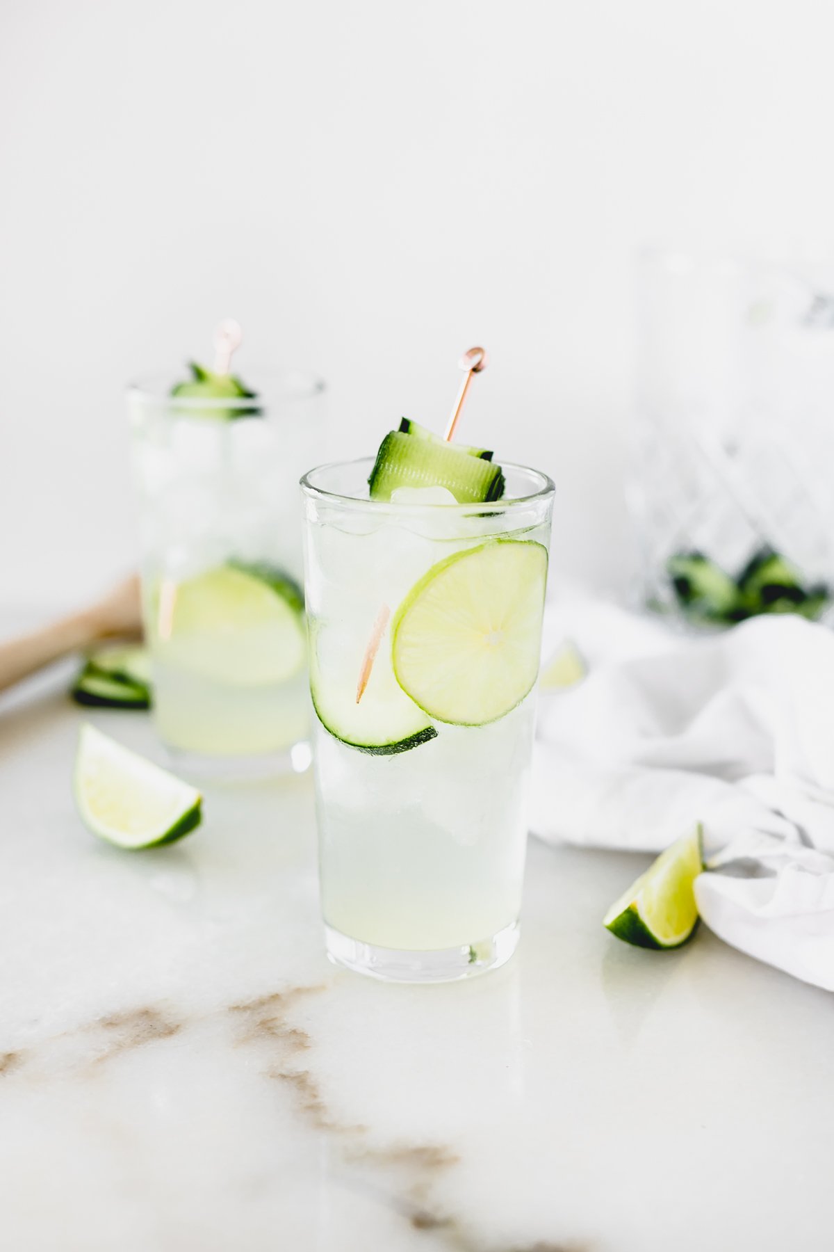 White Linen Drink, So Refreshing! (The Perfect Cocktail for Hot Weather)