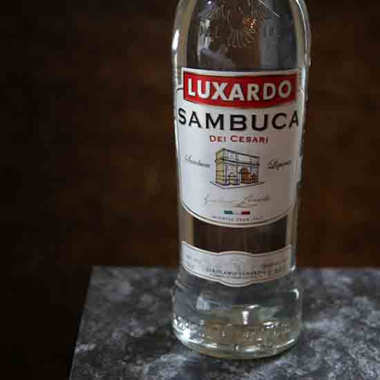 Sambuca Liqueur Drinks: What Mixes Well and How to Serve